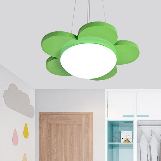 **Blumenförmige Hängeleuchte für Kinderzimmer – Farbenfrohe Lichtakzente** 1