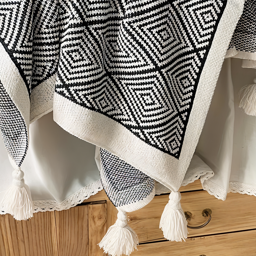 DecoDiamond Geometrische Kuscheldecke – Stilvolle Eleganz für Behagliche Nächte 7