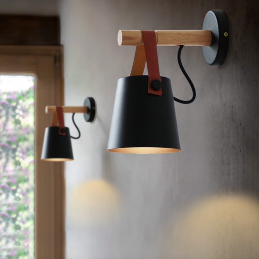 LED-WANDLEUCHTE AUS HOLZ MIT HÄNGENDEN LAMPENSCHIRM – Gemütliches Licht Für Stilvolle Räume 1