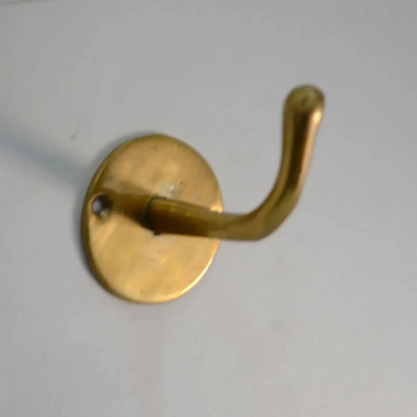 Unlackierte Messing Garderobenhaken Set – Elegante Aufbewahrung für Ihr Zuhause 6