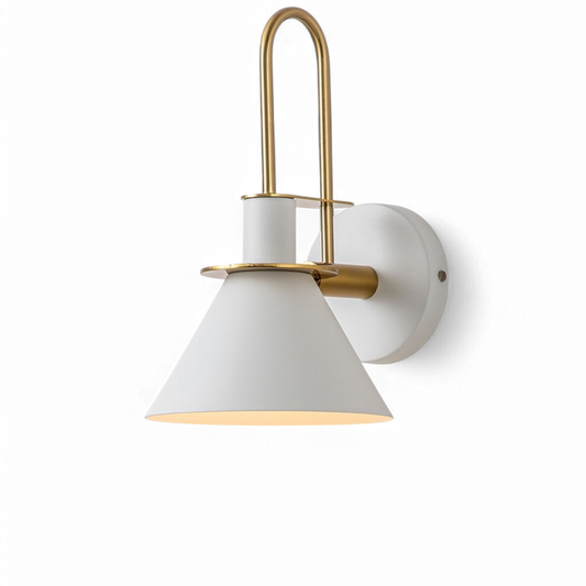 Kegelschirm Wandleuchte - Elegantes Messing-Finish