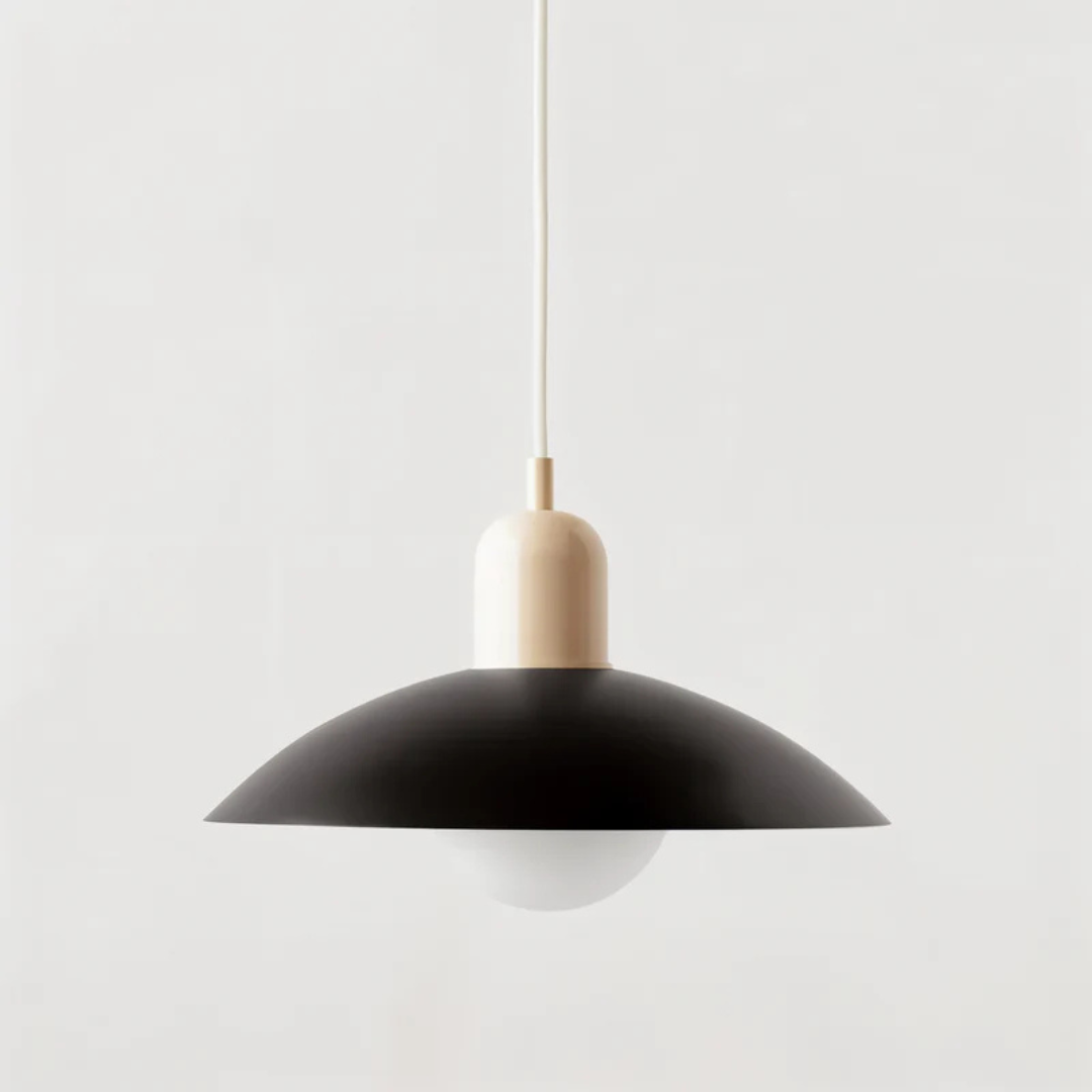 Bauhaus-Pendelleuchte - Zeitloses Metall-Design