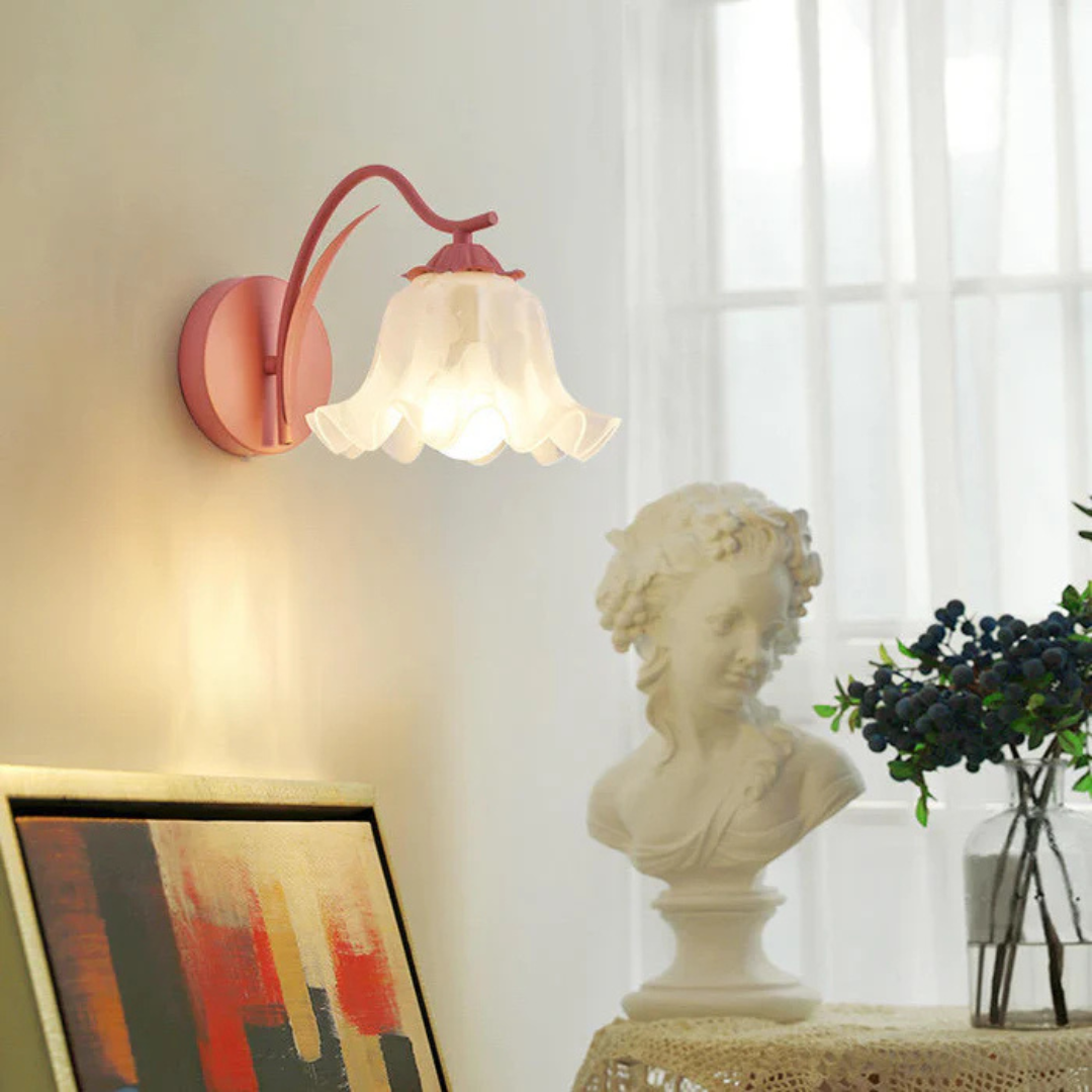 Blumen-Wandleuchte - Romantisches Retro-Design