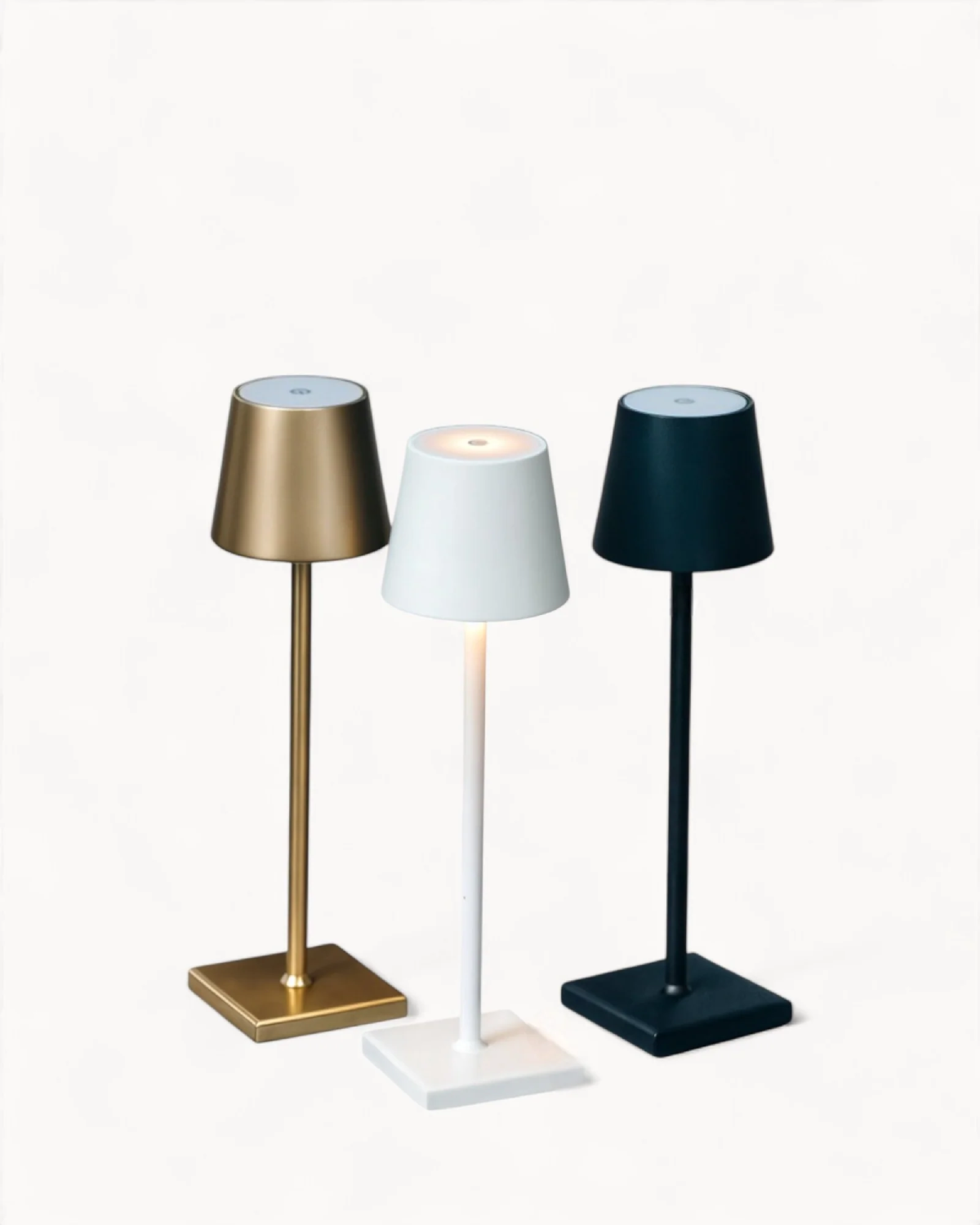 Schlanke Tischlampe Kegelschirm - Stilvolles Licht