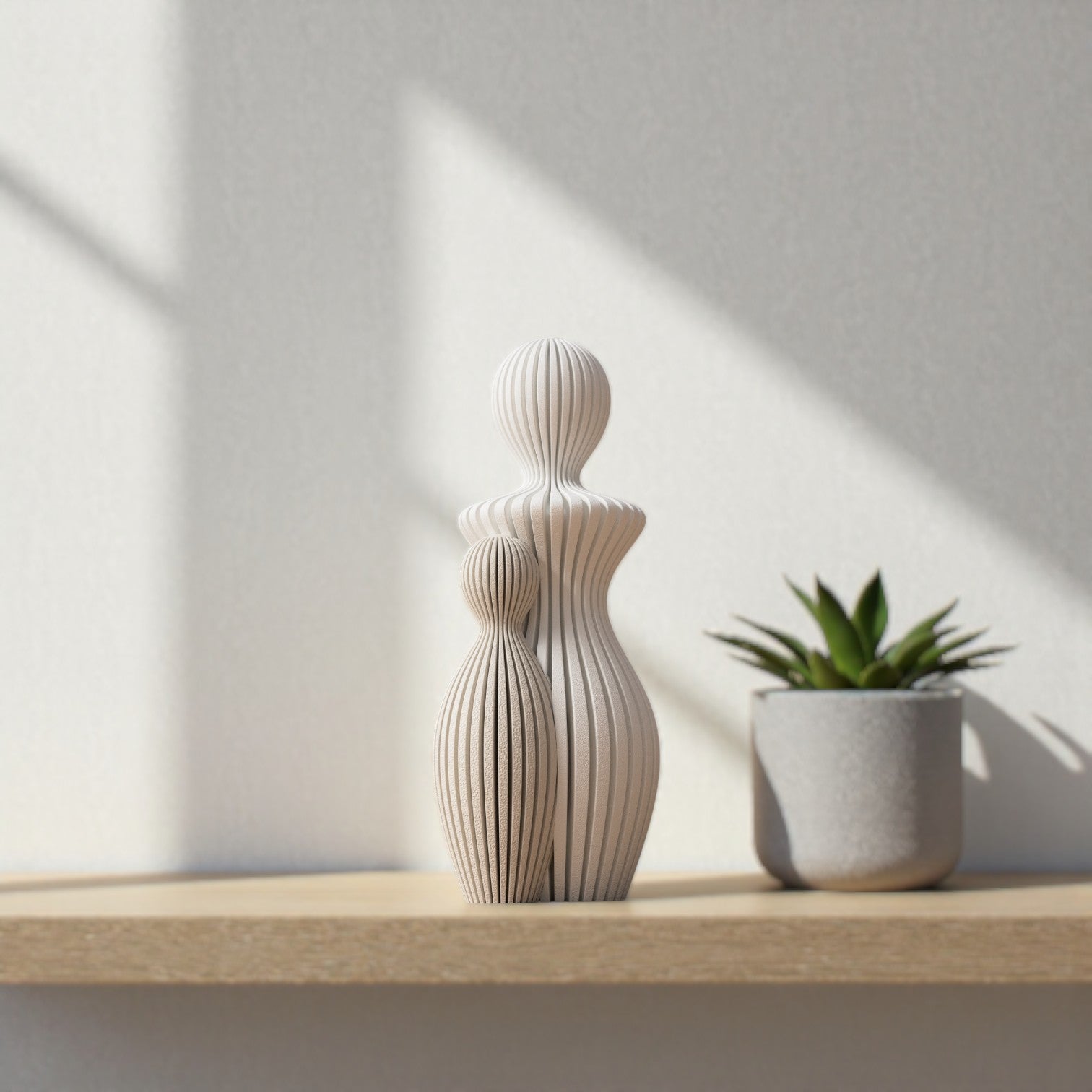 AMARA Skulpturale Figur – Emotionale Tiefe für Ihr Zuhause 0
