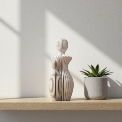 AMARA Skulpturale Figur – Emotionale Tiefe für Ihr Zuhause 0