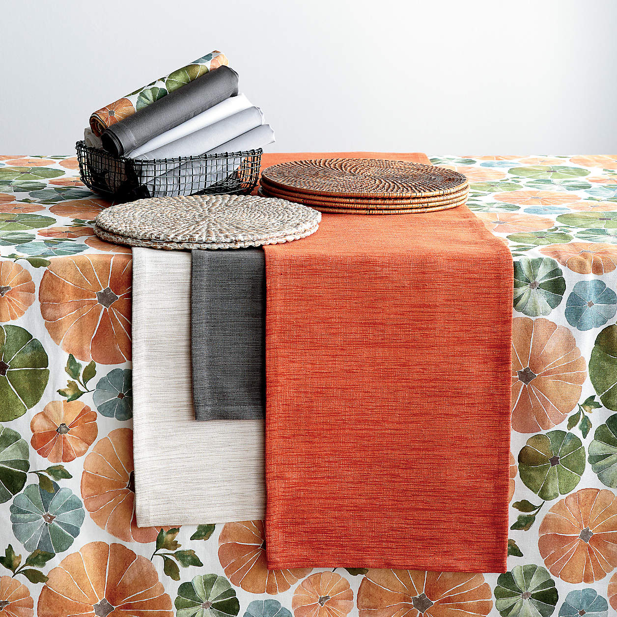 Artesia Rundes Rattan Tischset – Handgefertigte Eleganz Für Stilvolle Anlässe 5