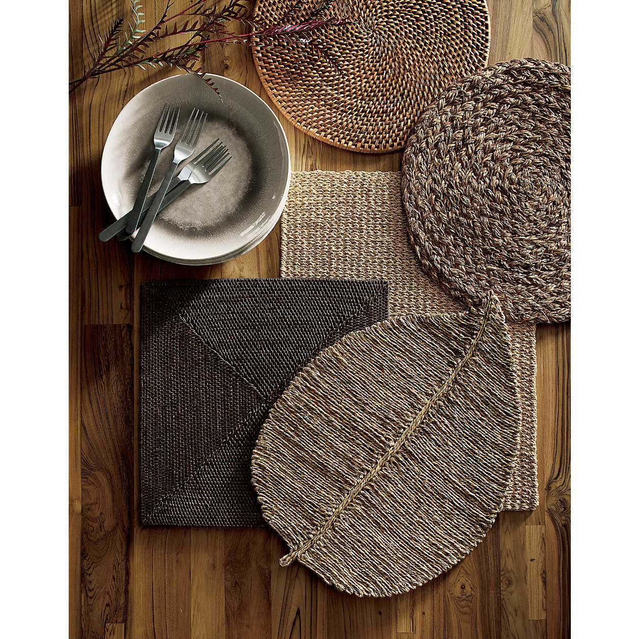 Artesia Rundes Rattan Tischset – Handgefertigte Eleganz Für Stilvolle Anlässe 7