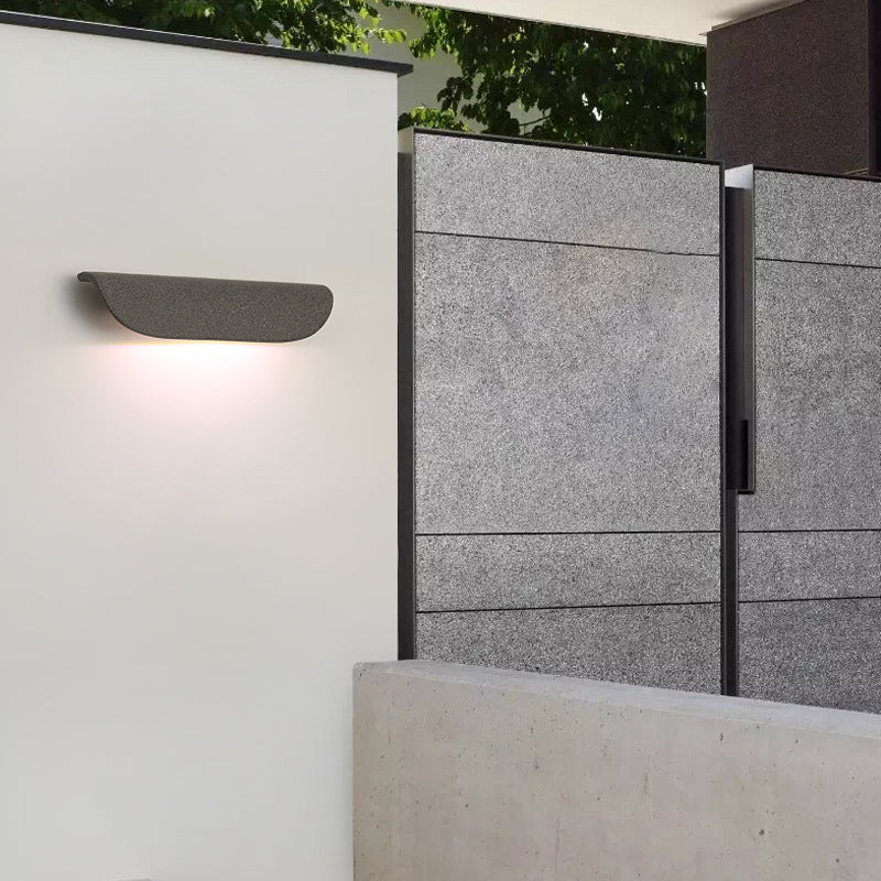 Astoria Außen Wandlampe – Elegantes, Wasserdichtes Design für Stilvolle Außenbereiche 3
