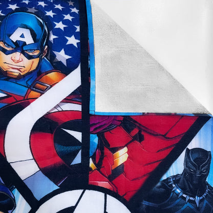**Avengers Kinderbadetuch – Superweiche Baumwolle für Spaß im Bad** 1