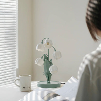 **Bell Orchid Tischlampe – Elegantes Design mit Farbakzenten** 4