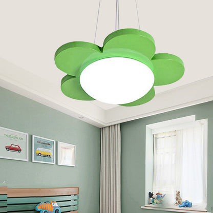 **Blumenförmige Hängeleuchte für Kinderzimmer – Farbenfrohe Lichtakzente** 7