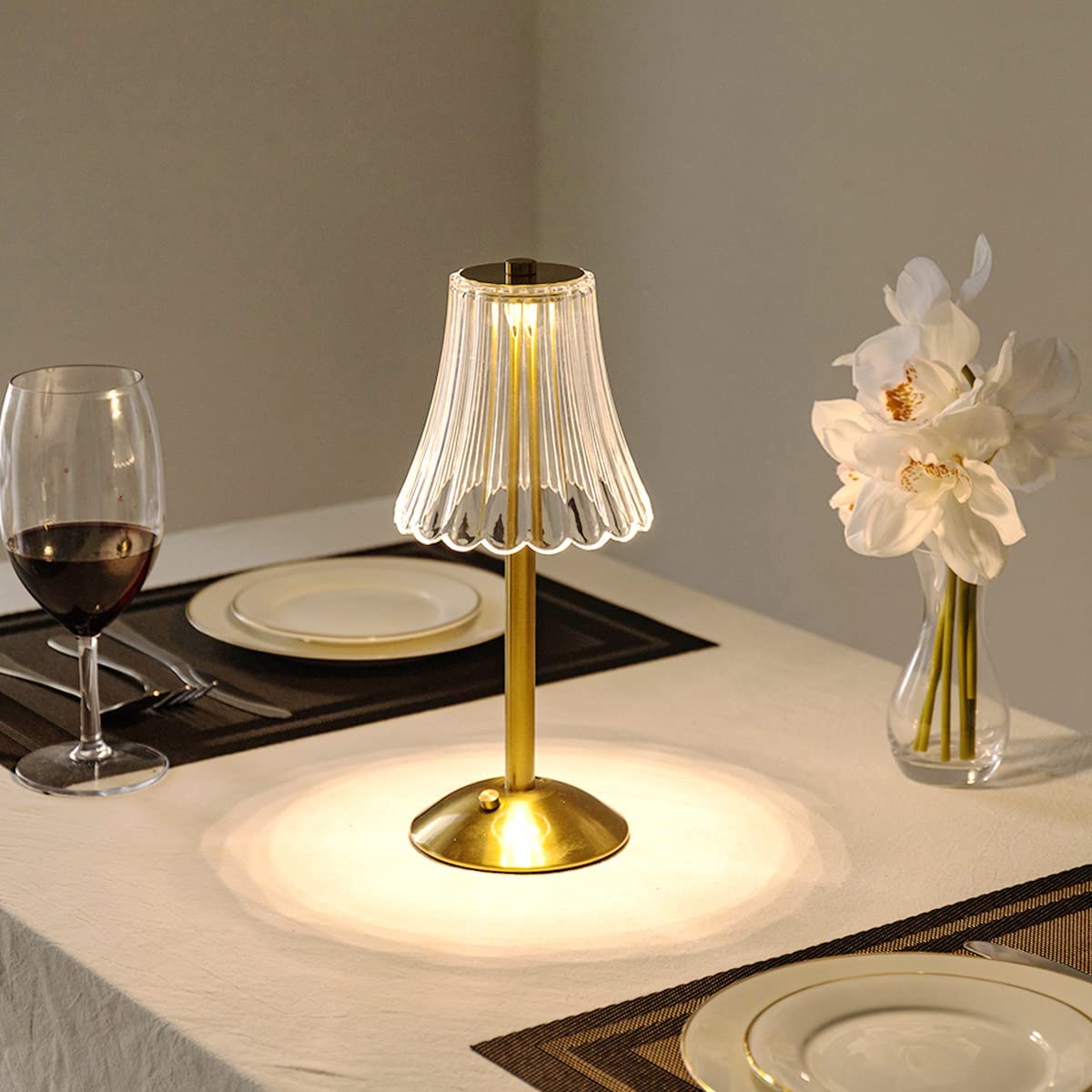 Brilliance LED-Retro-Tischlampe – Elegantes Licht für Ihr Zuhause 1