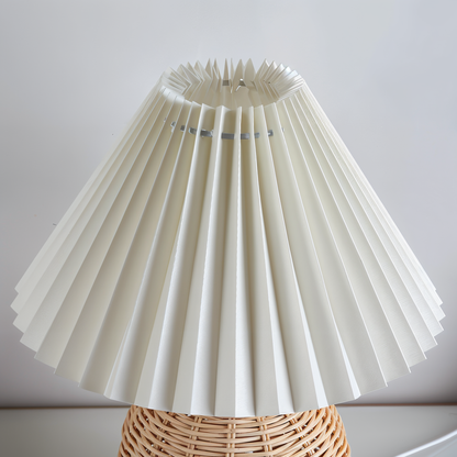 Brolly Plissierte Tischlampe Rattan – Gemütliche Beleuchtung Für Ihr Zuhause 4