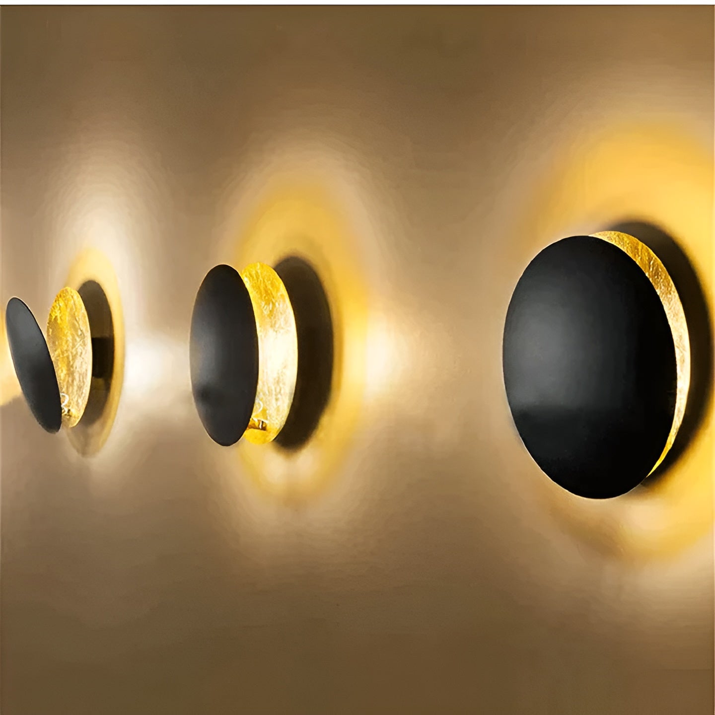 Celestial Glow LED-Wandleuchte Aluminium – Faszinierendes Lichtspiel Für Ihr Zuhause 8