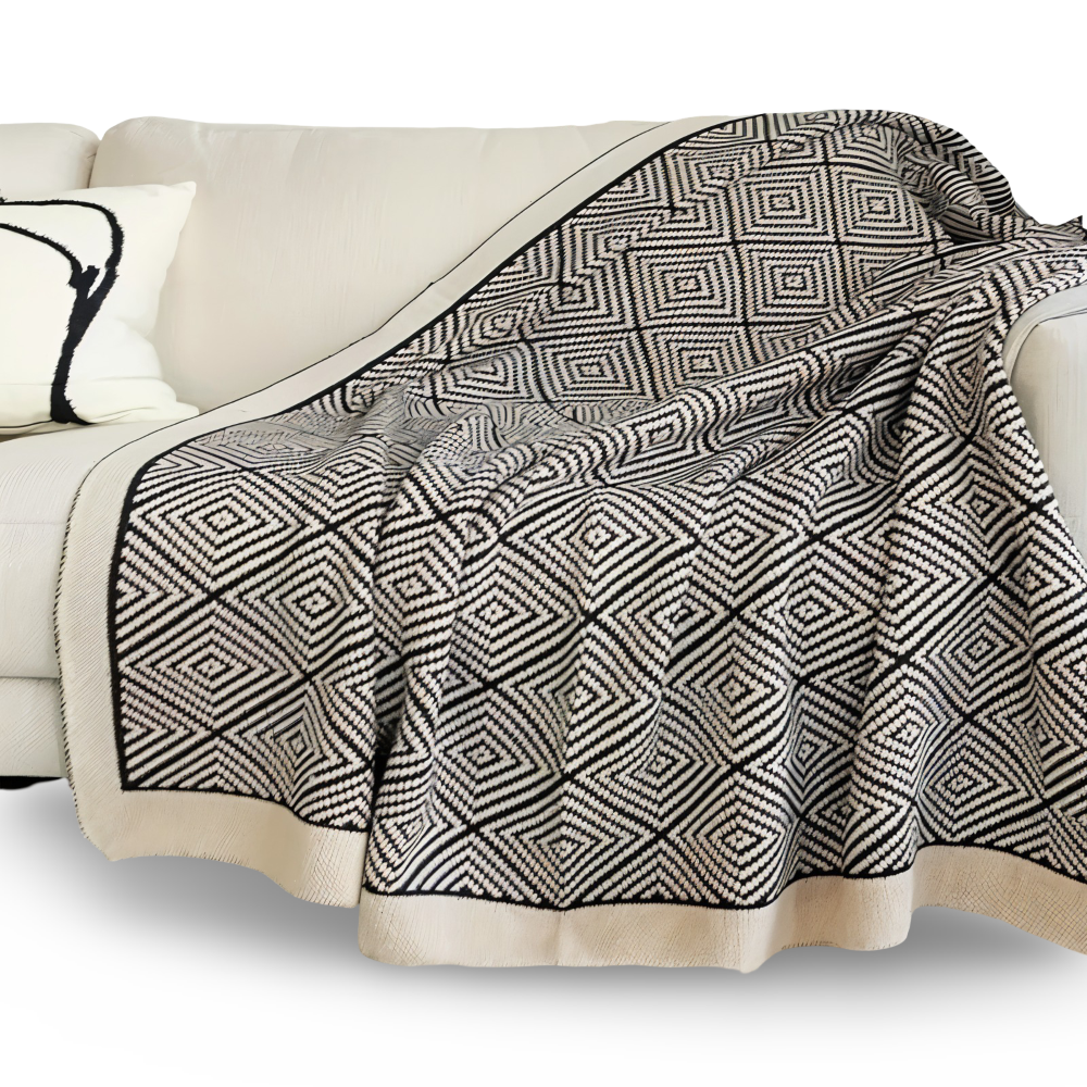 DecoDiamond Geometrische Kuscheldecke – Stilvolle Eleganz für Behagliche Nächte 0