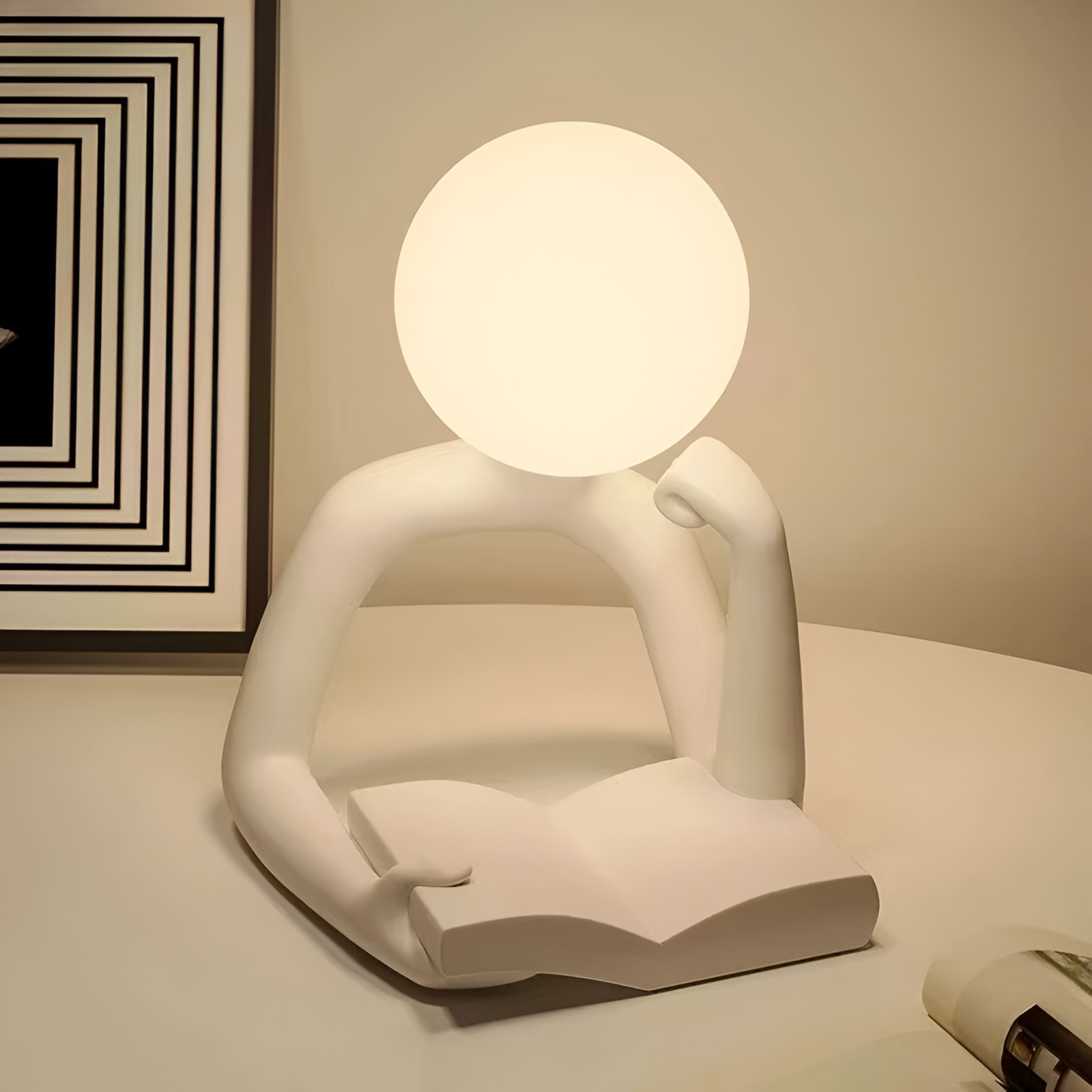 Denker Mond Skulptur Tischlampe – Künstlerische Lichtquelle für Stilbewusste 2