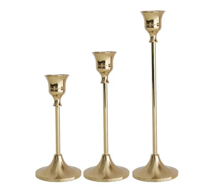 Elegante Goldene Kerzenhalter Set – Stilvolle Akzente Für Ihre Dekorationen 1