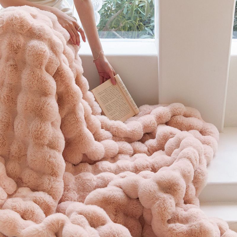 Flauschige Kuscheldecke für Weihnachten – Gemütliche Wärme für Kalte Tage 4