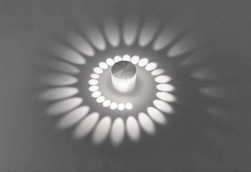 Glow Path Deckenlampe Modern – Elegantes Lichtspiel Für Ihr Zuhause 3