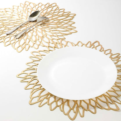 **Goldene Tischsets Mit Untersetzern – Elegante Festliche Atmosphäre** 0