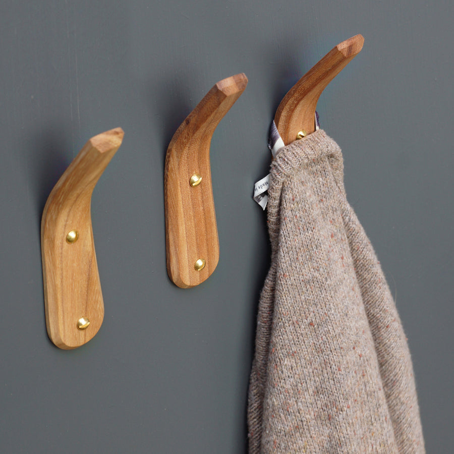 Handgefertigter Wandhaken Aus Holz – Elegante Aufbewahrung Für Schmuck Und Mäntel 7