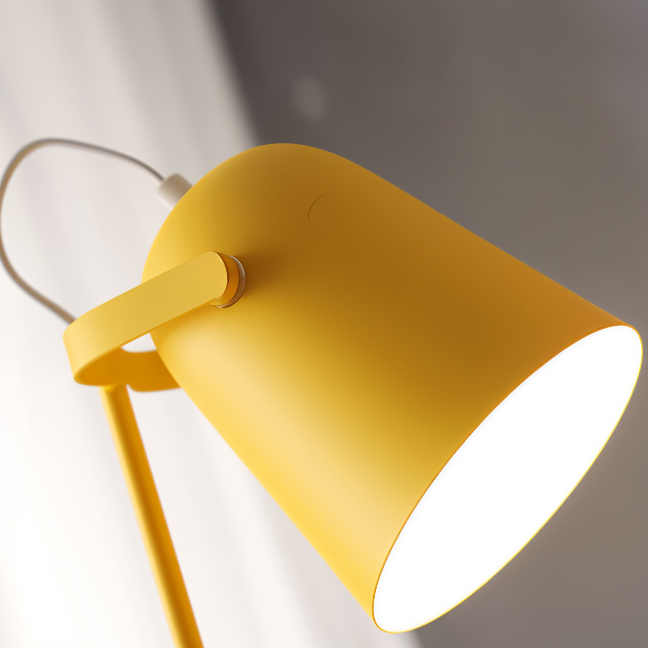 Hygge Bunte Tischlampe – Spielerische Energie Für Kreatives Arbeiten 6