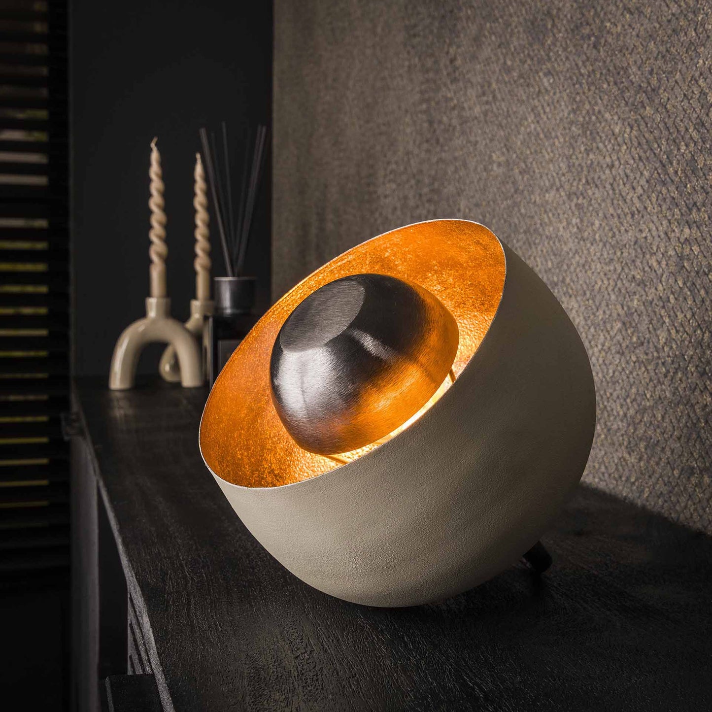 Industrielle Tischlampe Basel Naturgrau Ø22 – Elegantes Licht Für Modernes Wohnen 0