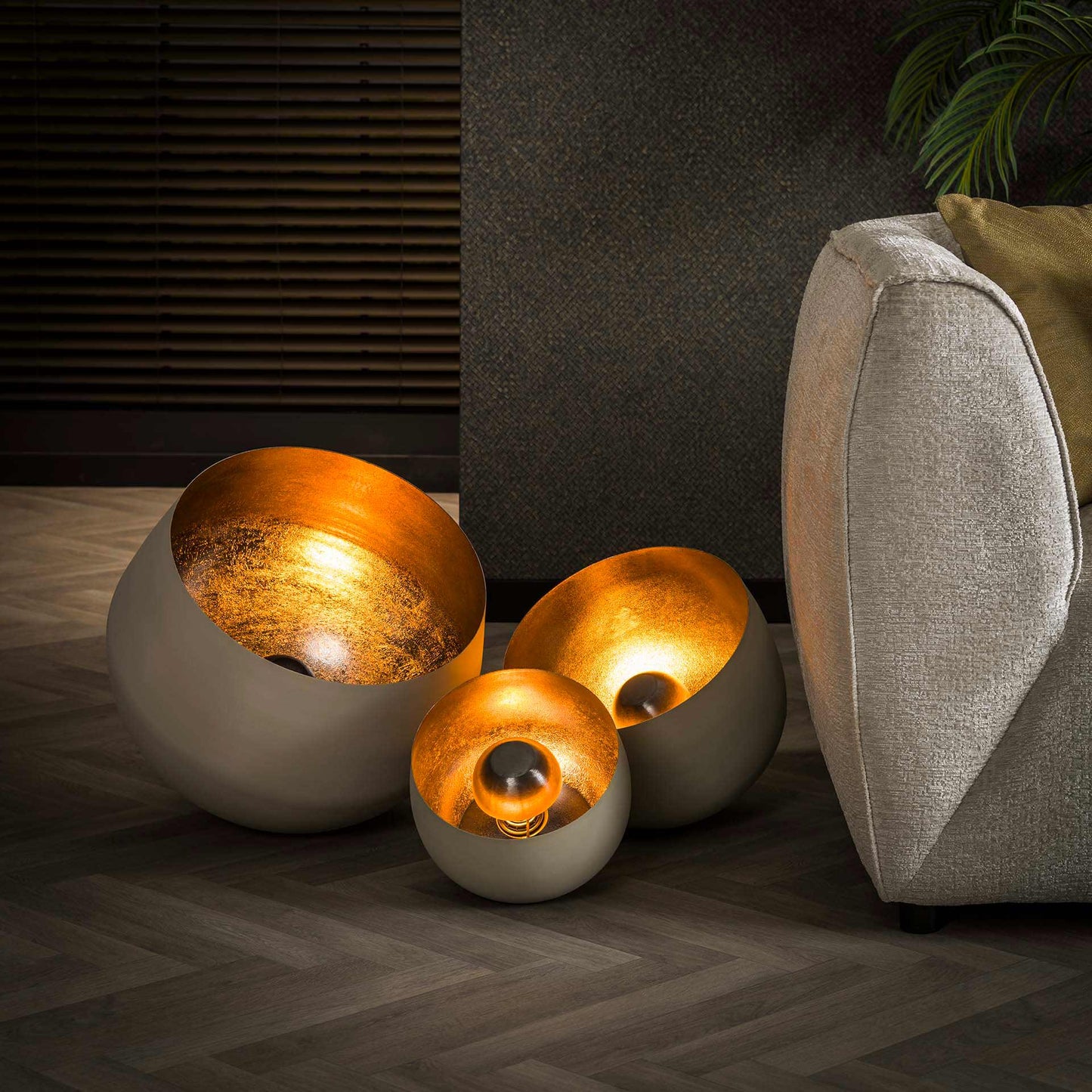 Industrielle Tischlampe Basel Naturgrau Ø22 – Elegantes Licht Für Modernes Wohnen 4