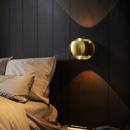 Io Vertikale Wandleuchte – Elegantes Design Mit Anpassbarem Licht 2