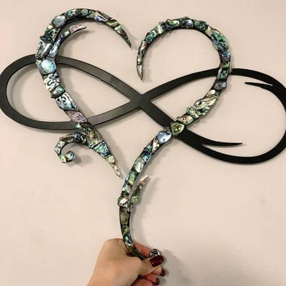 IronEcho Handgeschmiedete Unendlichkeitsherz-Wandskulptur – Ausdruck Von Ewiger Liebe 8
