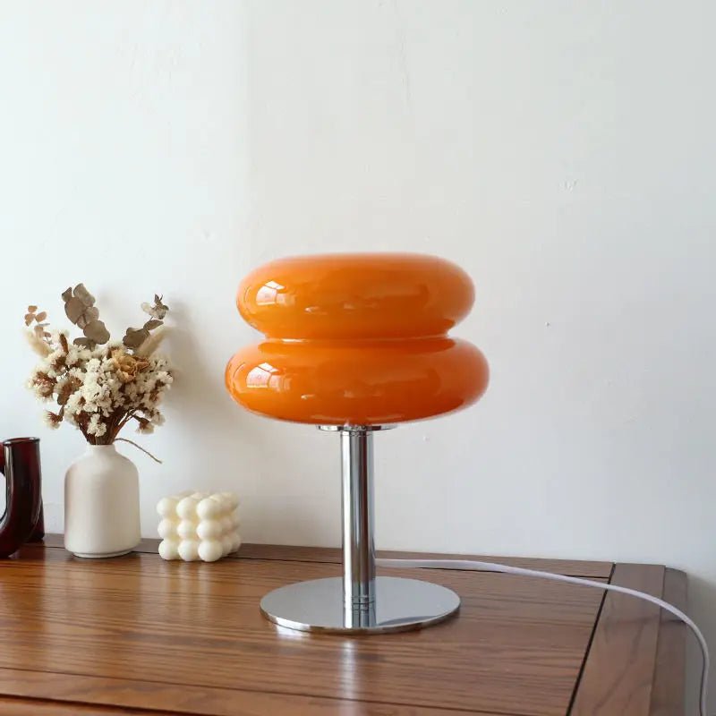 Italienische Bauhaus Tischlampe – Retro Charme Mit Warmem Licht 0