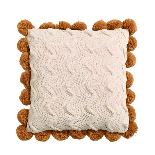 **KISSENBEZUG MIT QUASTEN – ELEGANTES POMPOM-DESIGN FÜR JEDEN RAUM** 0