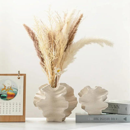 Keramikvase Mit Geometrischen Wellen – Modernes Design Für Stilvolles Ambiente 1