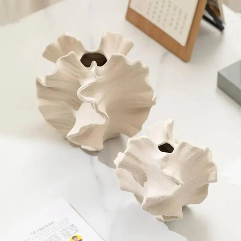 Keramikvase Mit Geometrischen Wellen – Modernes Design Für Stilvolles Ambiente 4
