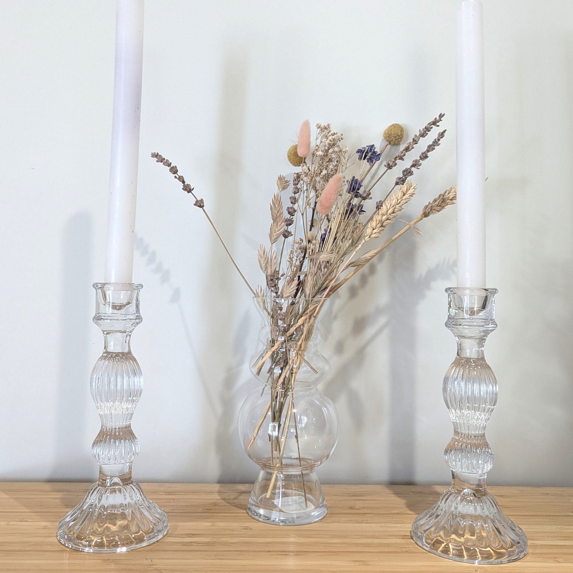 Klarer Vintage Kerzenhalter aus Glas – Elegante Lichtakzente für Stilvolle Abende 0