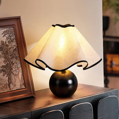 Klassische Bell Tischlampe Aus Stoff – Elegantes Licht Für Ihren Raum 3