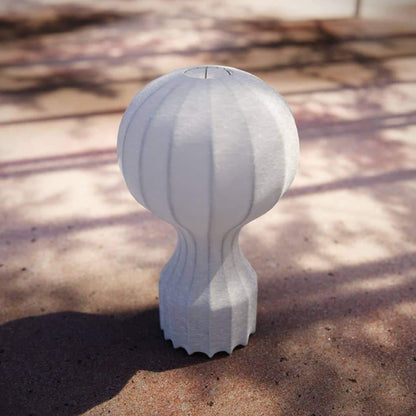 Klassische Tischlampe Aus Ballonseide – Zeitloser Charme Für Elegante Räume 0