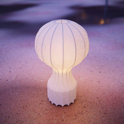 Klassische Tischlampe Aus Ballonseide – Zeitloser Charme Für Elegante Räume 1
