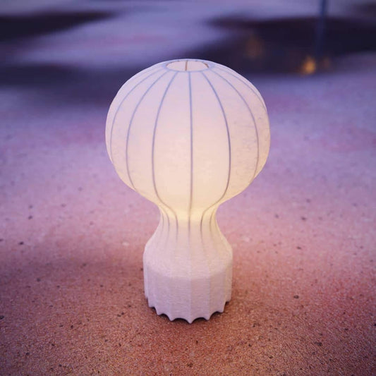 Klassische Tischlampe Aus Ballonseide – Zeitloser Charme Für Elegante Räume 1