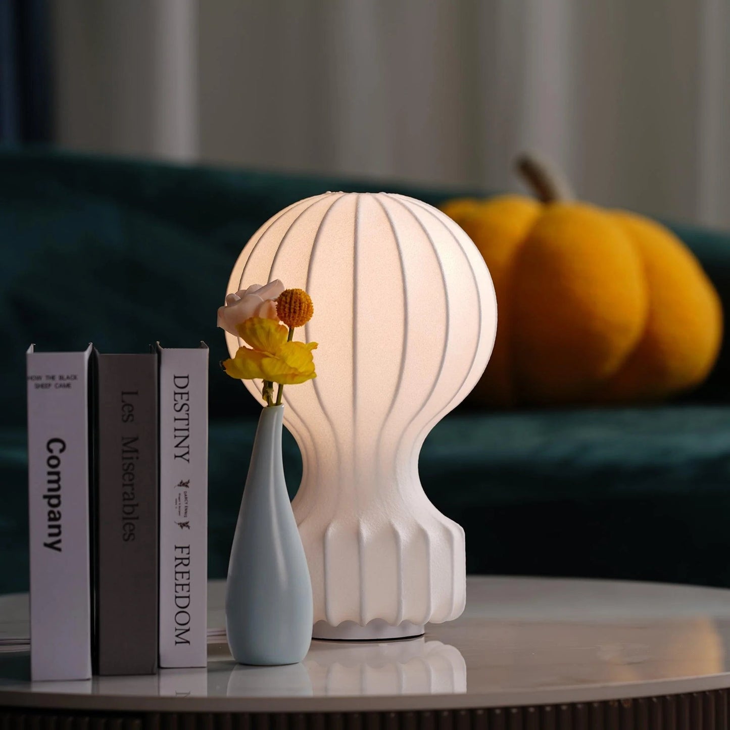 Klassische Tischlampe Aus Ballonseide – Zeitloser Charme Für Elegante Räume 2