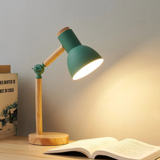 Kreative Nordische Tischlampe Holzkunst – Elegantes Licht für Gemütliches Ambiente 1