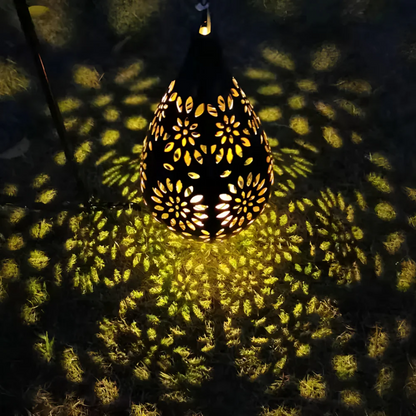 **LUXE SCHWARZE SOLAR AUSSENLAMPE – Stilvolle Beleuchtung für Ihren Garten** 2
