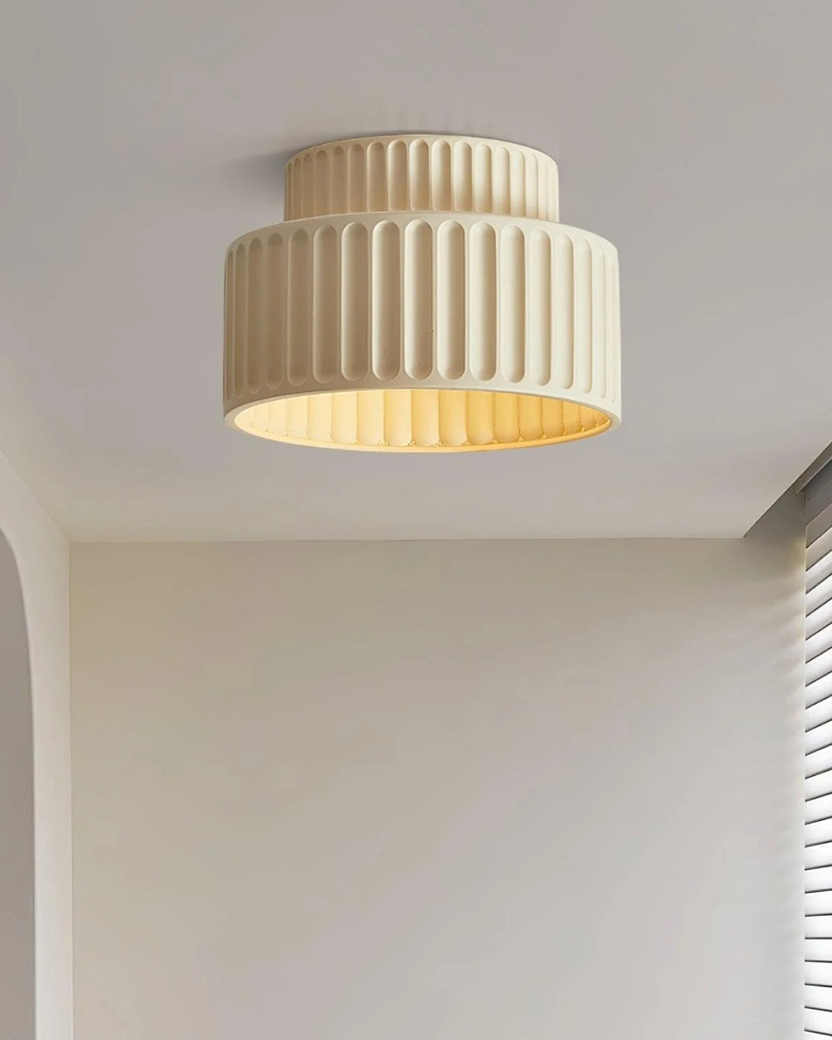Côte WabiSabi - Zeitlose Deckenlampe mit warmem Licht