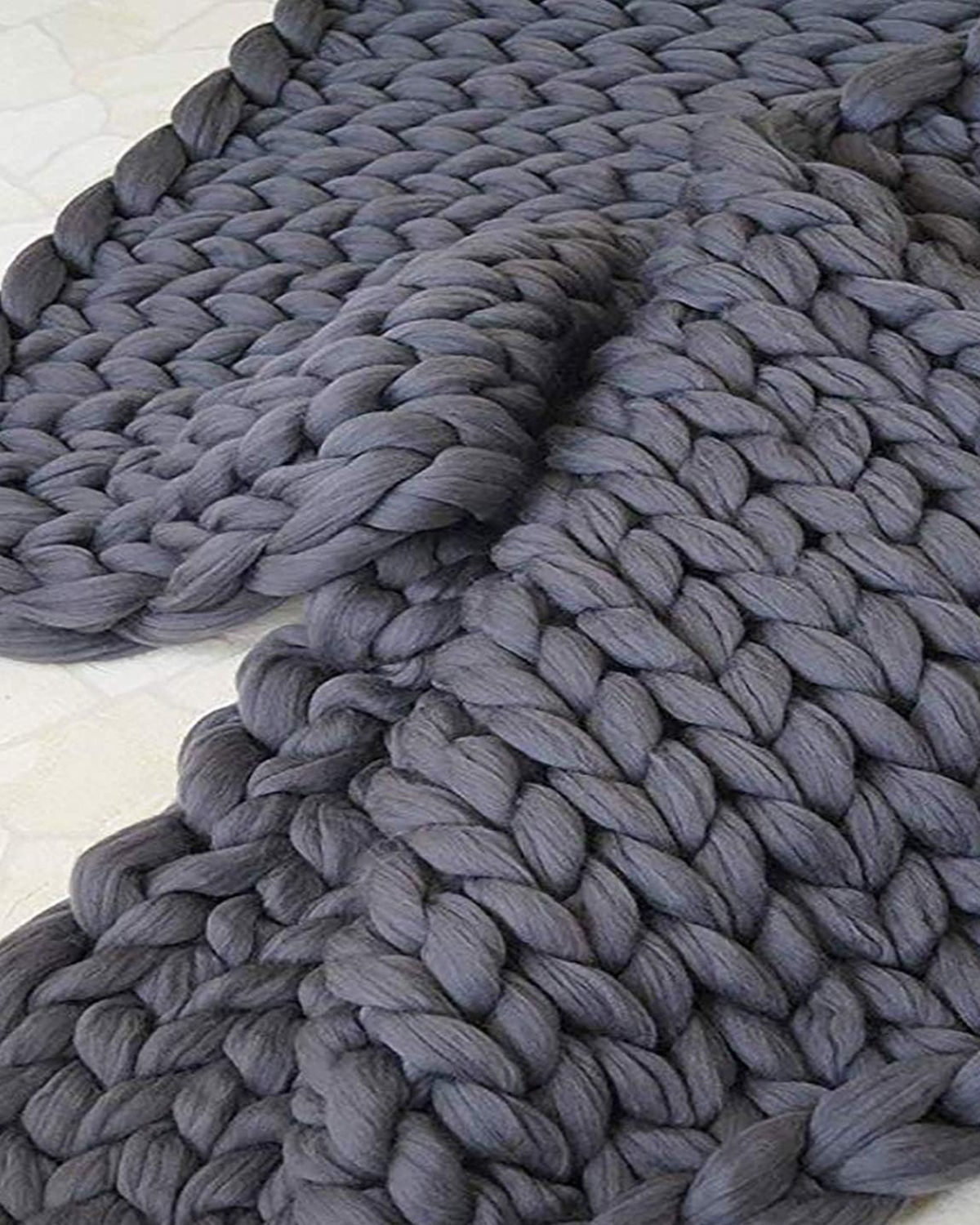 La Maille Majestueuse – Handgefertigte Kuscheldecke für Ultimative Eleganz 6