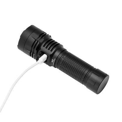 Lumintop W2 2-in-1 LED Taschenlampe – Robuste Vielseitigkeit Für Outdoor-Abenteuer 4