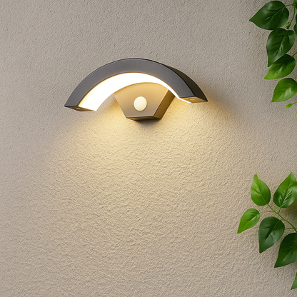 Lunaris Außen Wandlampe mit Bewegungsensor – Elegante und Energieeffiziente Außenbeleuchtung 1
