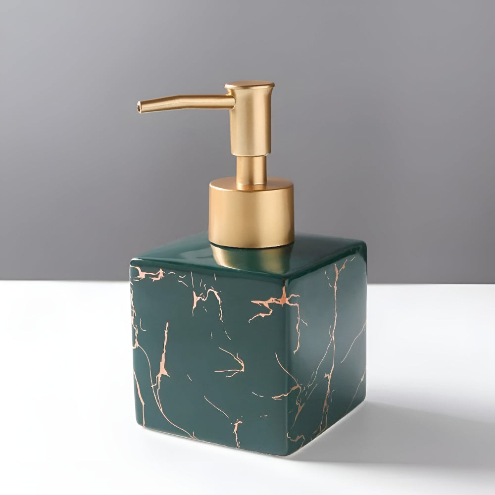 Marmor Seifenspender Mattgold – Elegante Badezimmerakzentuierung 5