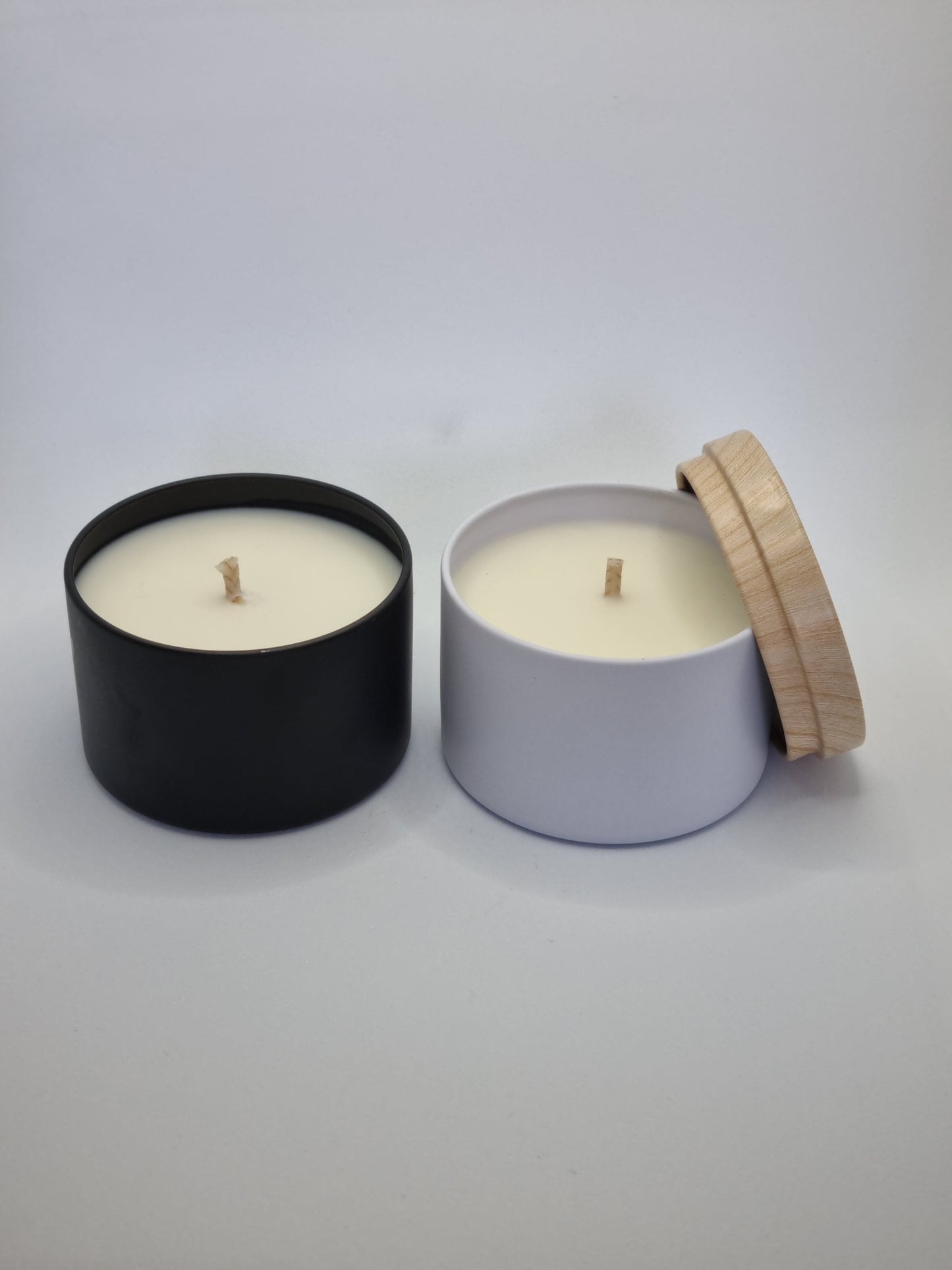 Minimalistische Duftkerze in Metalldose – Elegante Atmosphäre für Ihr Zuhause 2