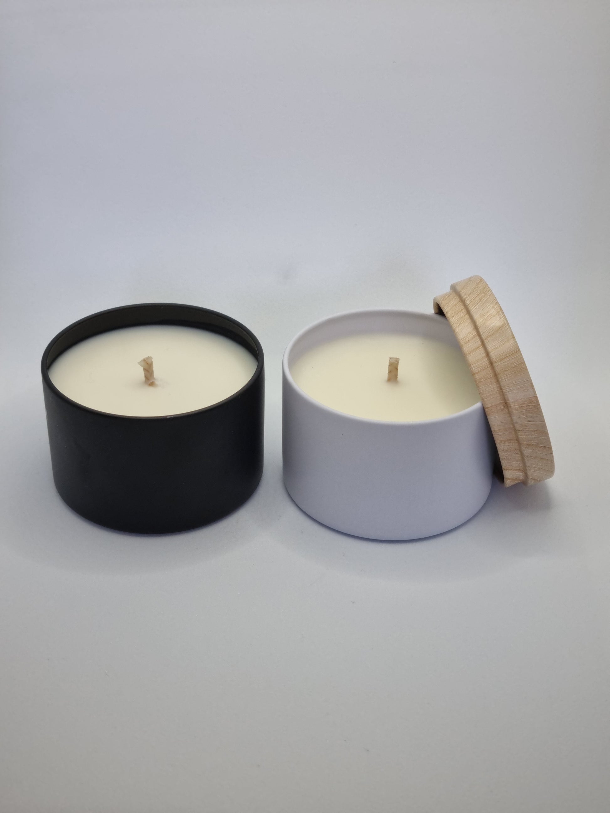 Minimalistische Duftkerze in Metalldose – Elegante Atmosphäre für Ihr Zuhause 2